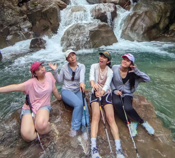 Photo di jakur hiking leuwi hejo