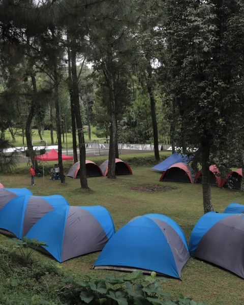 photo tenda camping di sentul