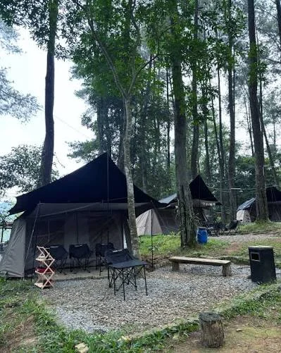 Pinus Wetan Resort Sentul